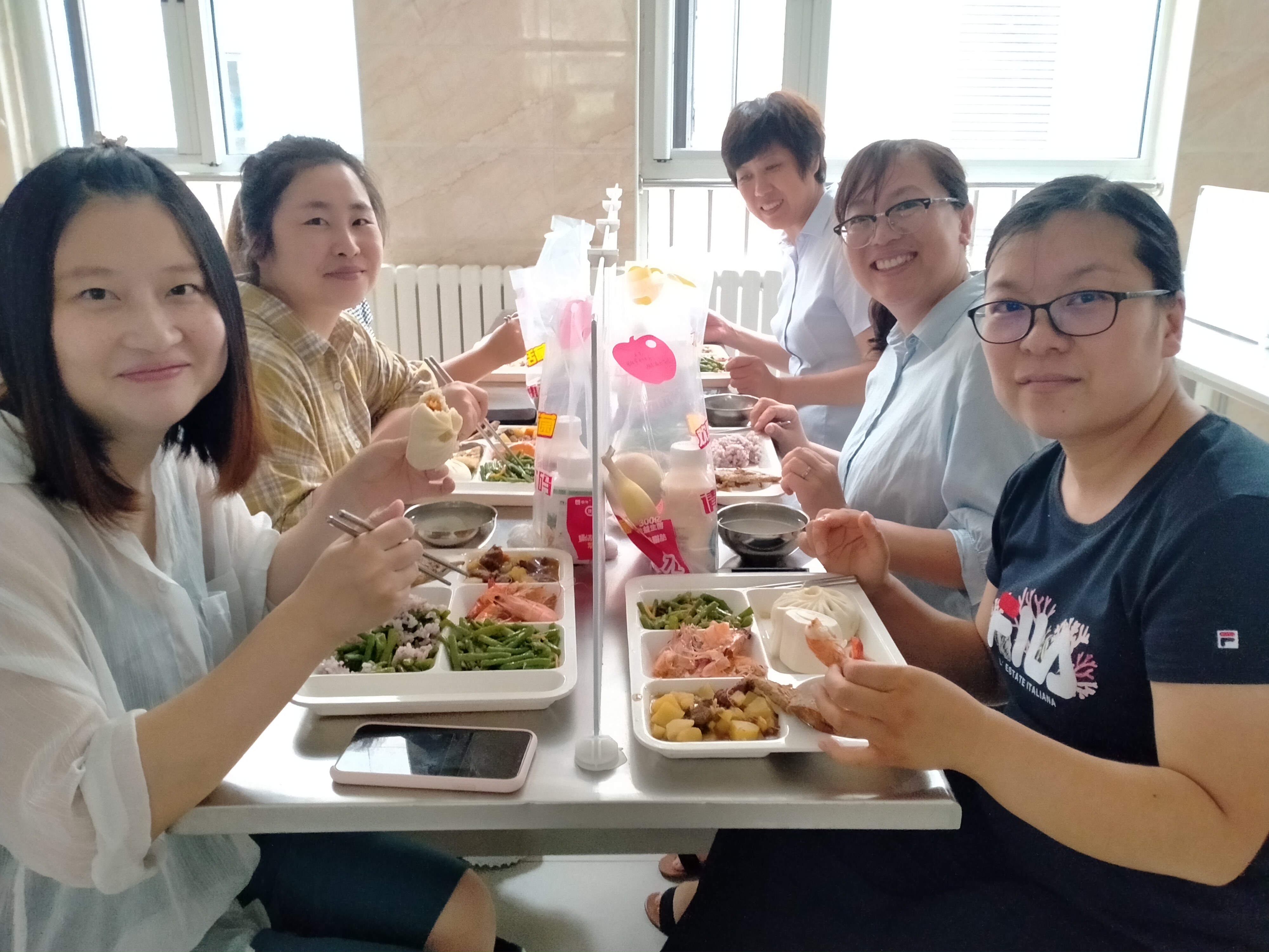 9.10 健力源陪您一起過(guò)節(jié)——公司各學(xué)校餐廳舉辦教師節(jié)活動(dòng)